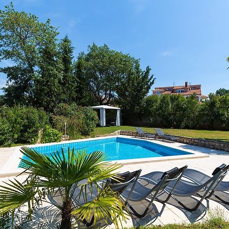Apartments Gala Porec Bagian luar foto