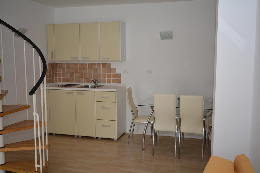 Apartments Gala Porec Ruang foto
