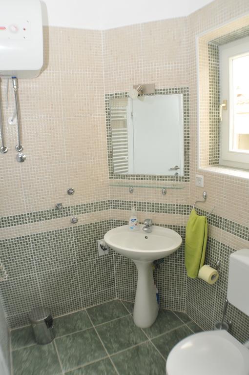 Apartments Gala Porec Bagian luar foto