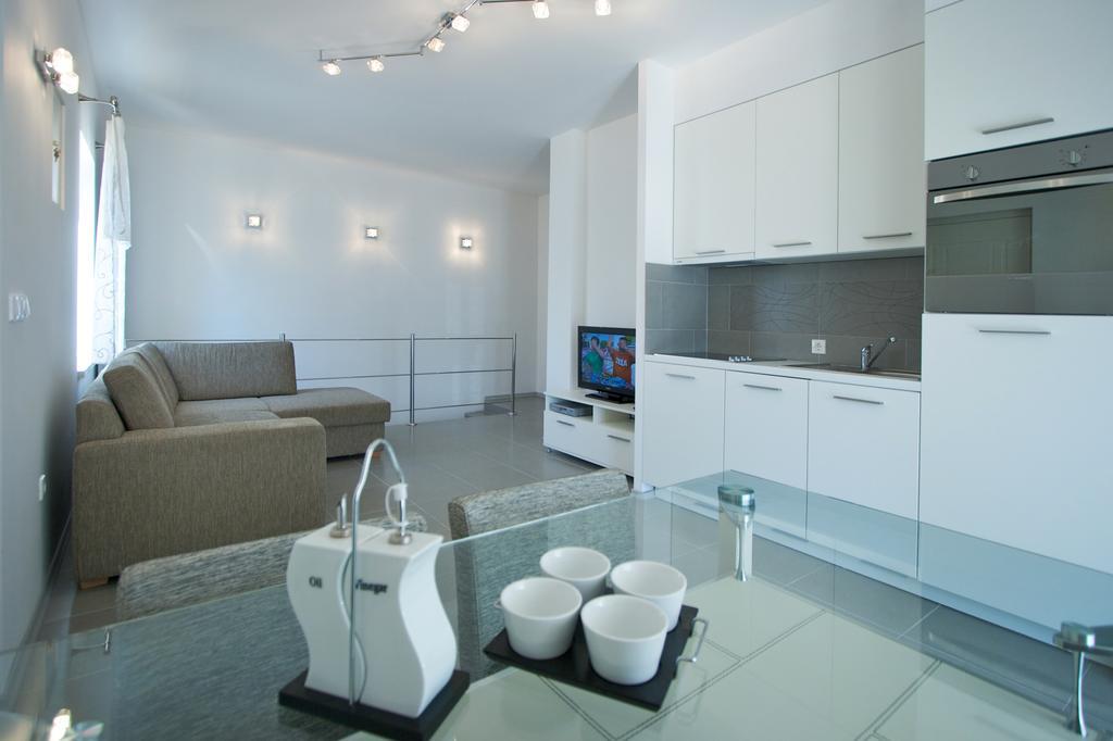 Apartments Gala Porec Bagian luar foto