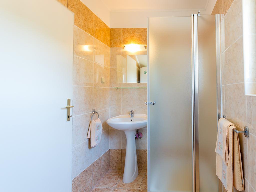 Apartments Gala Porec Bagian luar foto
